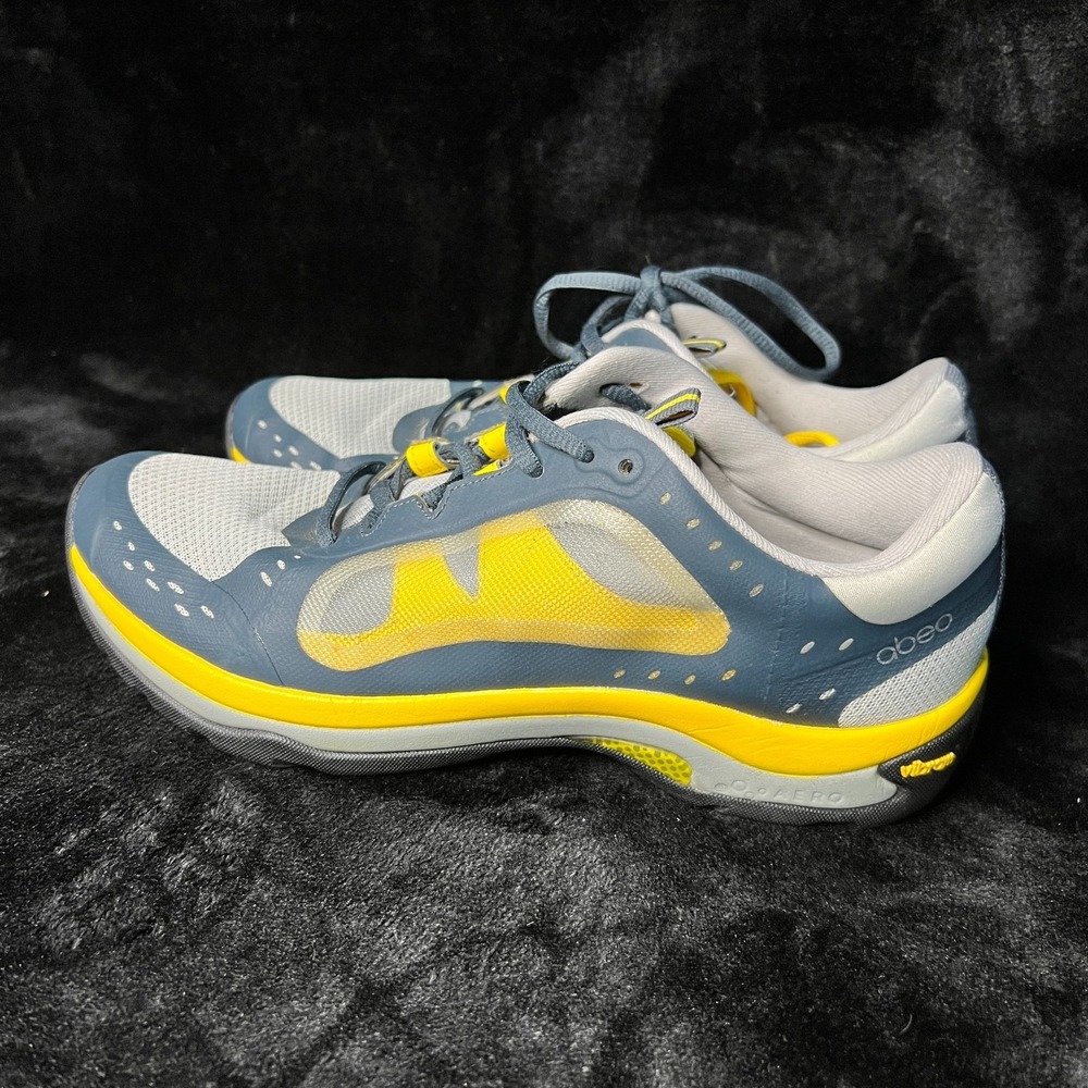 Abeo Armus Womens 8.5 M Running Shoes Gray Gold Low Top Lace Up Athletic Sneaker